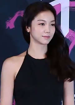 김옥빈 임신 발표 태명 울루와 결혼 뒤 근황 이미지 2
